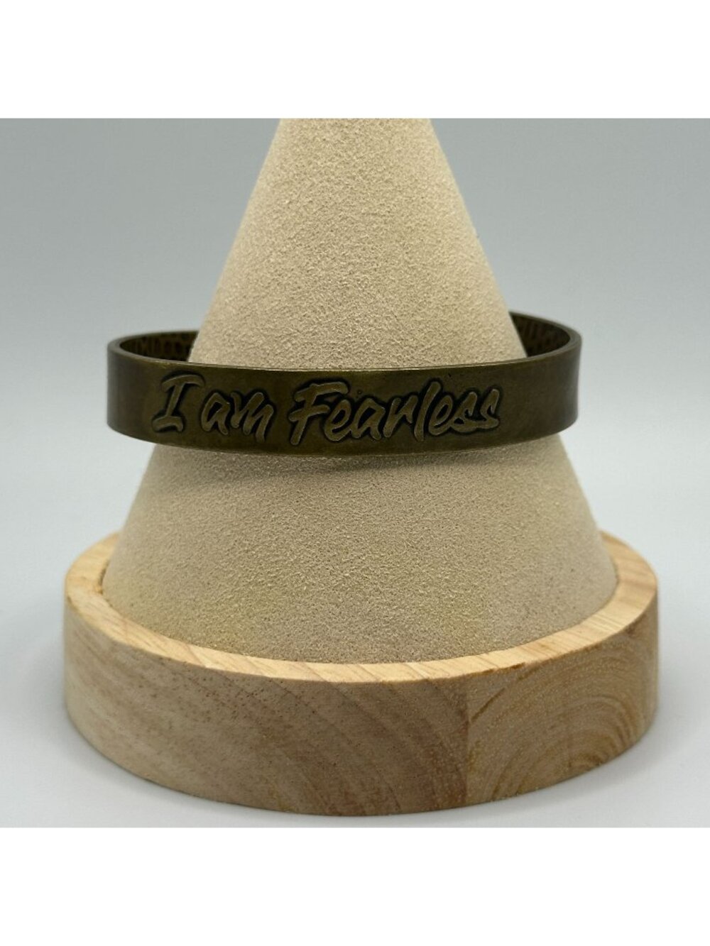 Copper " I AM FEARLESS " Cuff Bracelet Lightweight Hammered Design Jewelry NEW